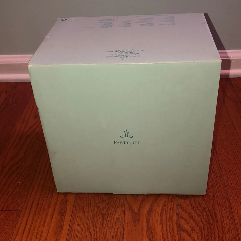 PartyLite Plymouth Light Lighthouse Candle Holder - Picture 6 of 7